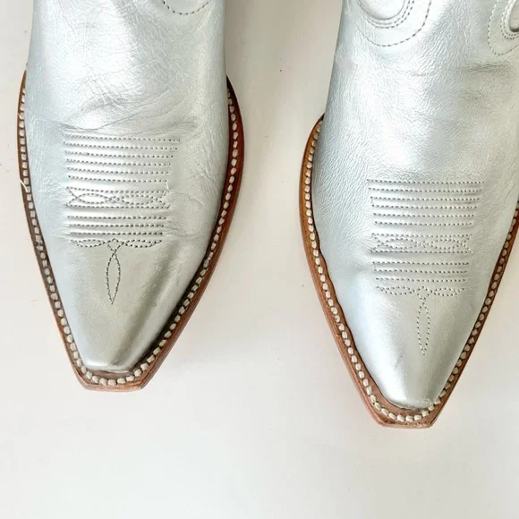 Idyllwind Silver Heeled Boots - Picture 8 of 13